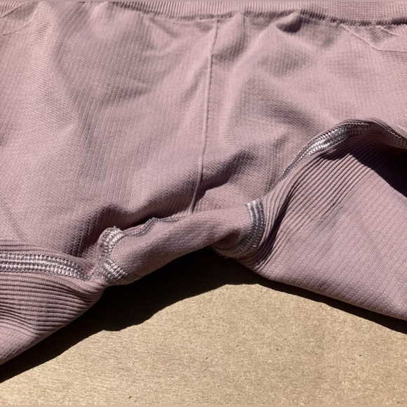 Lululemon Awakening Crop Taryn Toomey Collection 17” Misty Mauve - Size 6 - Picture 9 of 11